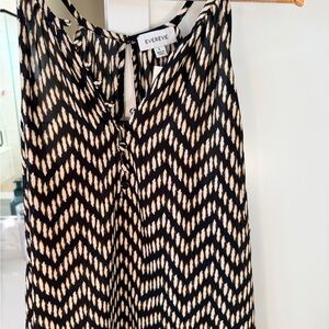 Evereve Black and Cream Patterned Sleeveless Blouse